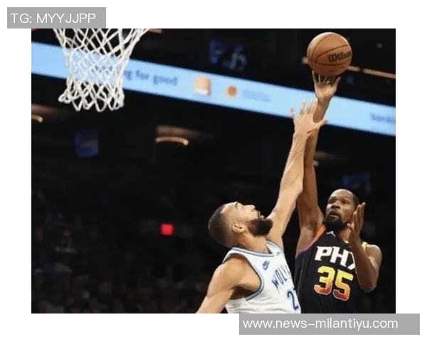 杜兰特三节高效表现轻松拿下19分6篮板3助攻1抢断助球队获胜