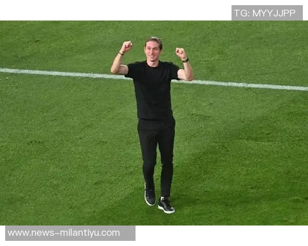 新一代战术大师菲利佩路易斯14个月带领弗拉门戈夺得五冠荣耀